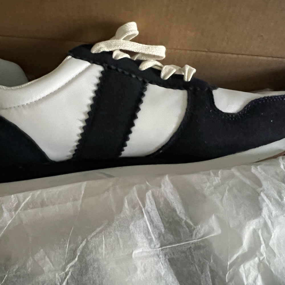 J.Crew sneakers ￼